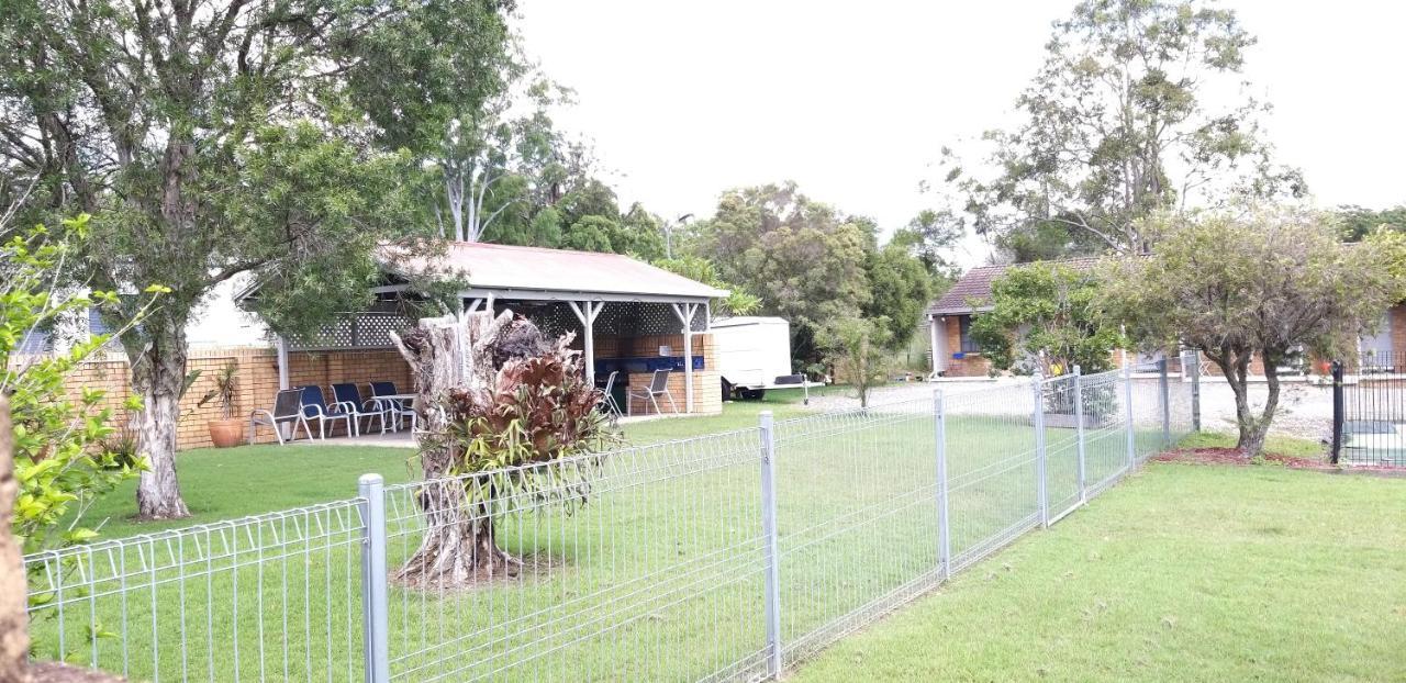 Taree Country Motel ภายนอก รูปภาพ